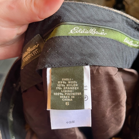 Eddie Bauer Vashion Fit Khaki Dress Pants 6 - Picture 4 of 5